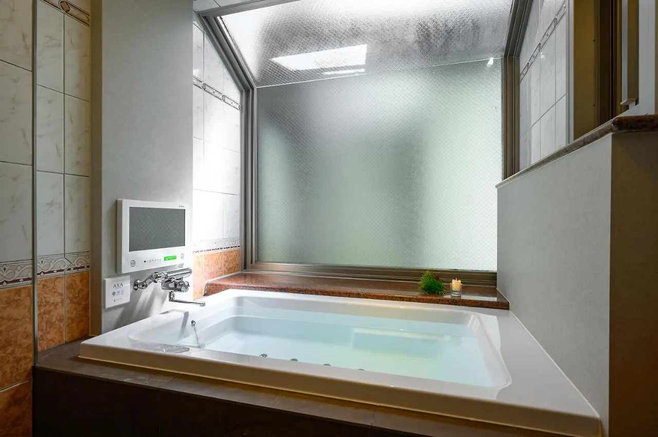 Hotel C.Kohoku 川崎町